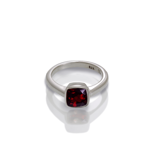 "One" silver ring garnet by Scarab Jewellery Studio