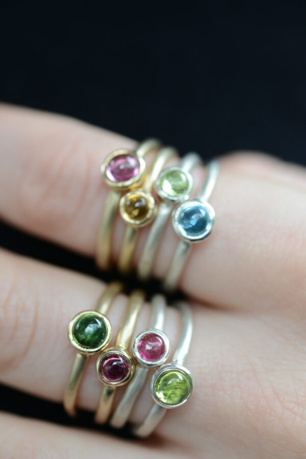 Yellow gold textured cabochon ring - 4mm Citrine - Image 4