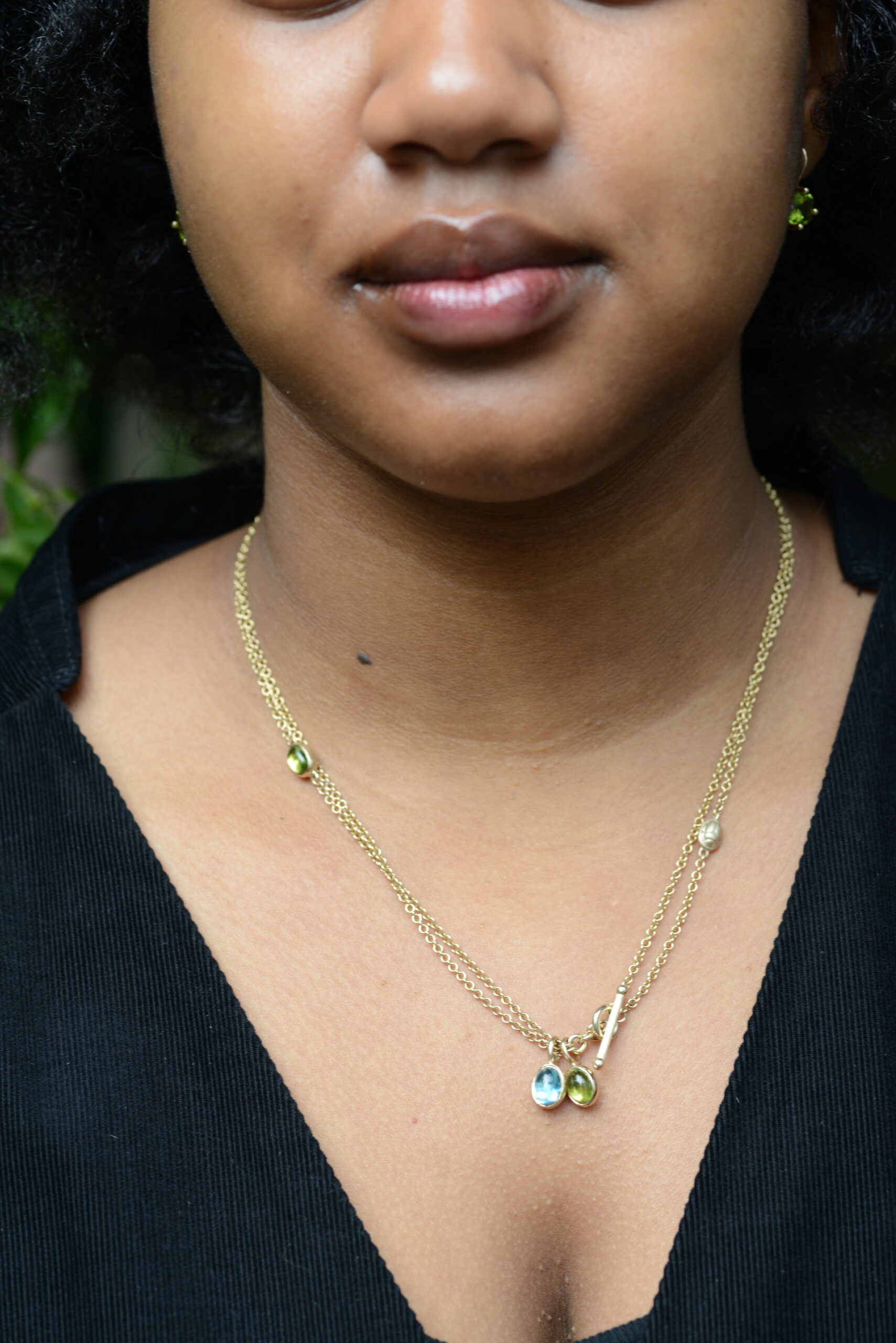 Double gold chain with Scarab charms - Image 3