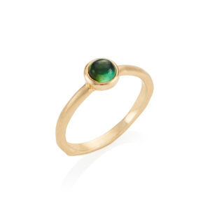 Yellow gold textured cabochon ring - 5mm green Tourmaline