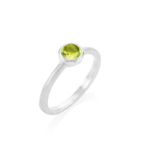 Silver textured cabochon ring - 5mm green peridot