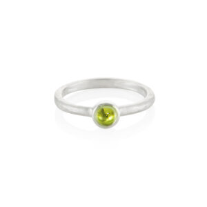 Silver textured cabochon ring - 4mm light green tourmaline
