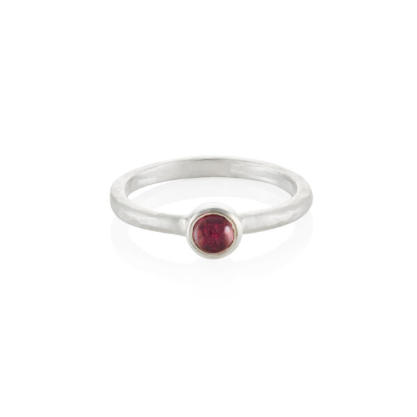 Silver textured cabochon ring - 4mm pink tourmaline - Image 3