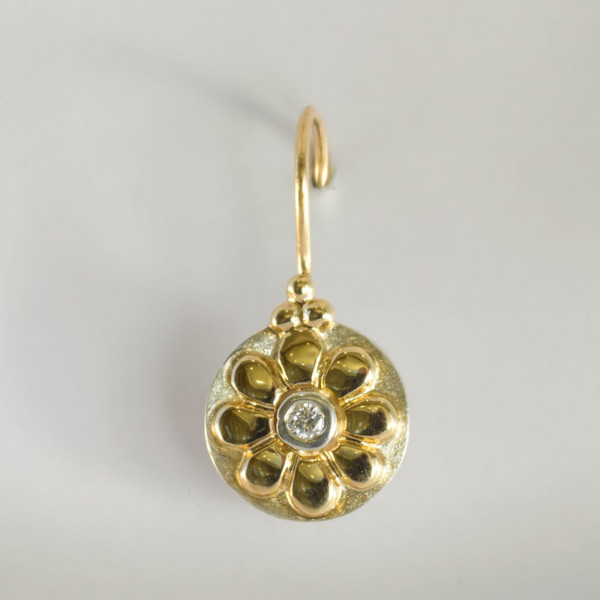 Silver and Gold soft daisy earrings with diamond detail